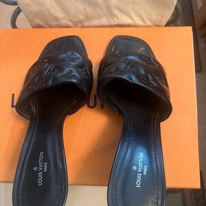 Louis Vuitton Revival Mule in Black, size 37 1/2, pre owned